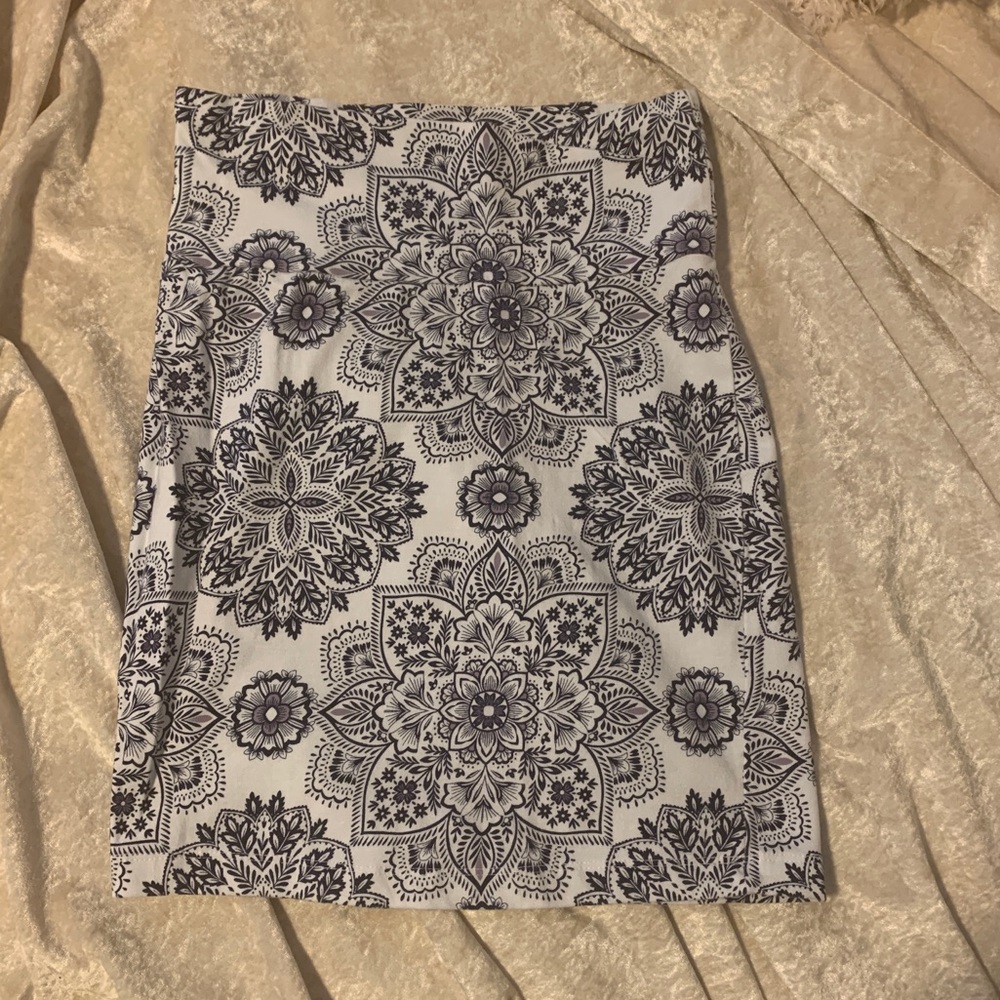 3/$25 Mandala Print Pencil Mini Skirt